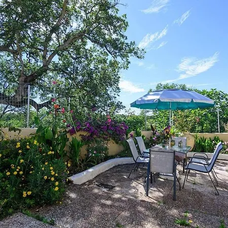 Holiday home Xatzis